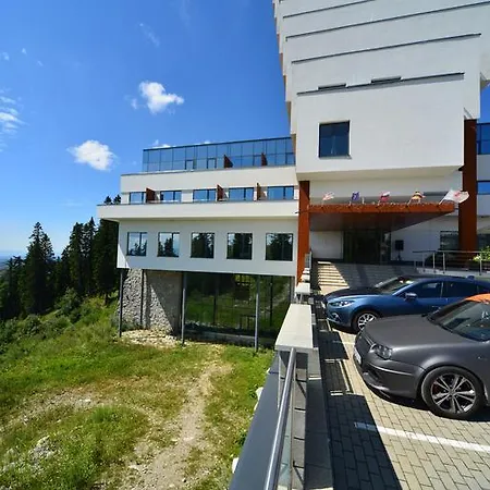 106 Panorama *